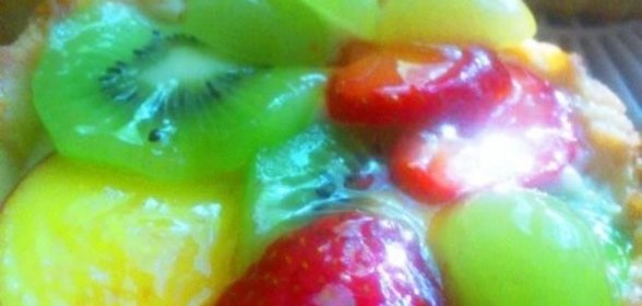 Пирожные корзиночки с фруктами