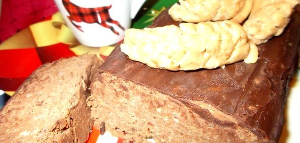 Рождественское трюфельное полено из каштанов