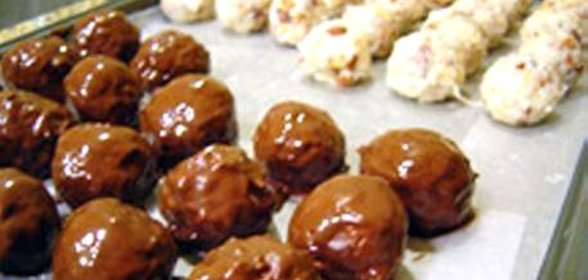 Кокосовые шарики в шоколаде