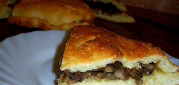 Постный пирог с шампиньонами