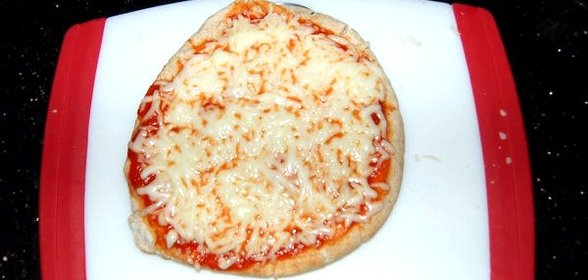 Пицца-минутка в микроволновке