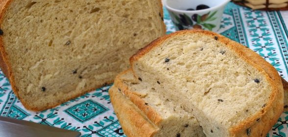 Хлеб с маслинами, брынзой и итальянскими травами в хлебопечке