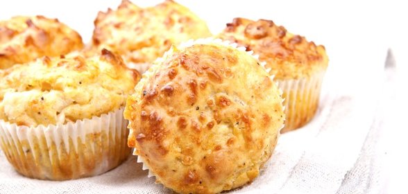Маффины с сыром и беконом