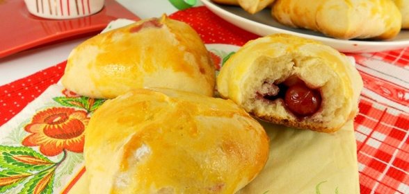Пирожки с вишней духовые