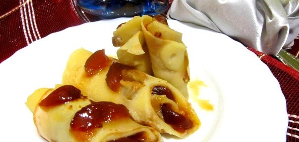 Блины с персиками