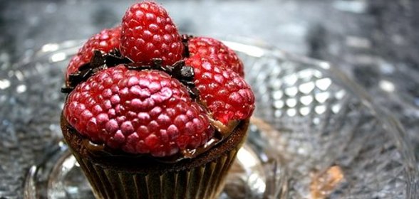 Малиновые капкейки