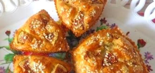 Кексы из творожного теста с печенью