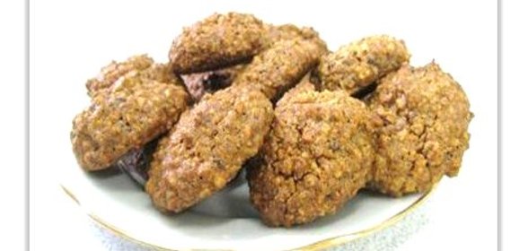 Хрустящее печенье с кукурузными хлопьями и грецкими орехами