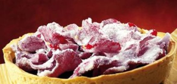 Розовый пирог