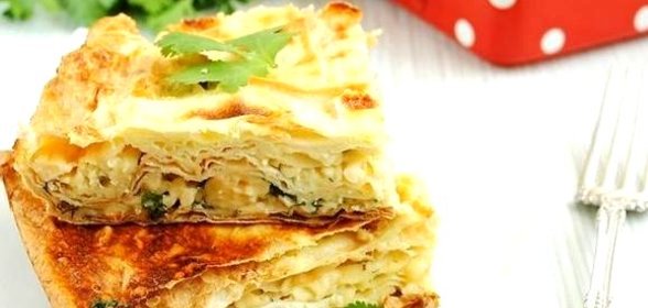 Пирог из лаваша с сыром и зеленью
