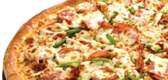 Пицца с курицей и беконом