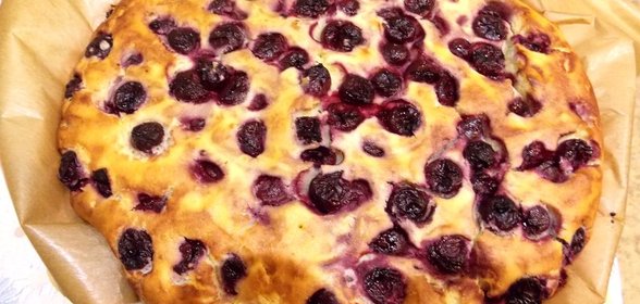 Вишневый пирог с рикоттой