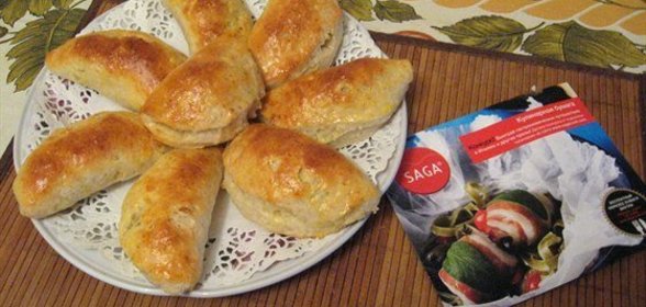 Пирожки из творожного теста с яблоками