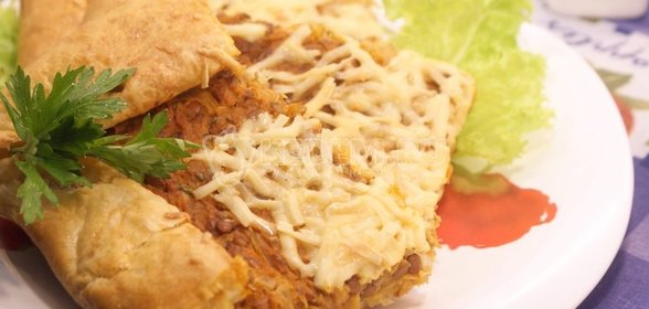 Пирог с капустой и чечевицей