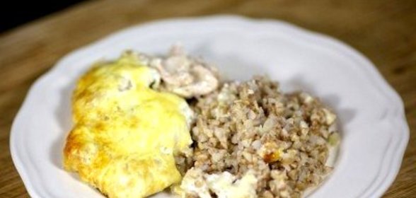 Запеканка из гречки и курицы