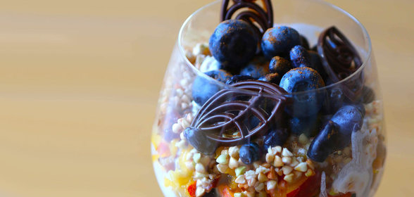 Парфе с персиками