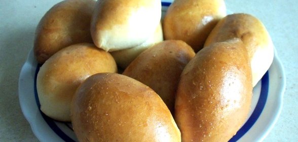 Печеные пирожки с мясом