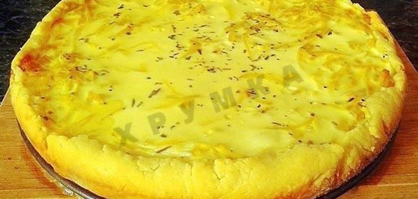 Песочный луковый пирог