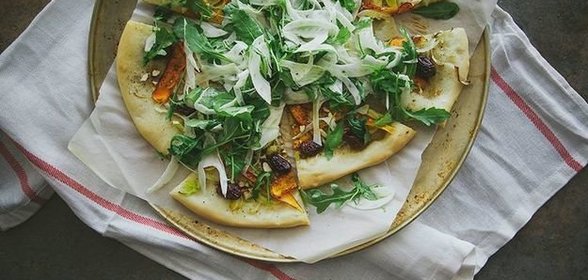 Восточная лепешка с овощами