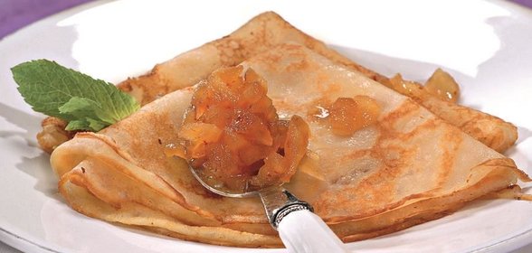 Гречневые блины с яблоками