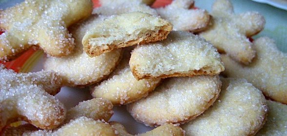 Сахарное печенье на дрожжах