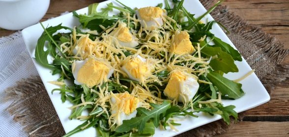 Салат из рукколы