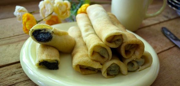 Блинчики с маковой начинкой