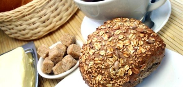 Серый хлеб с семечками