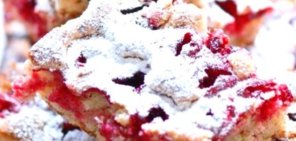 Вишневый пирог с геркулесом