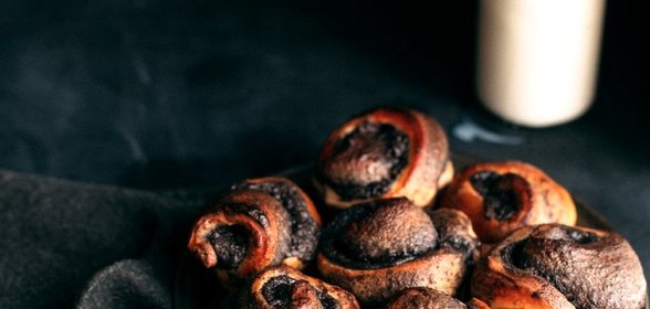 Маковые булочки