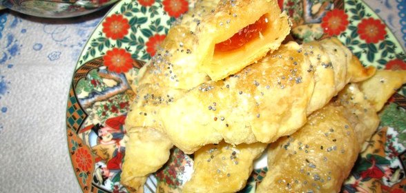 Круассаны с мармеладом