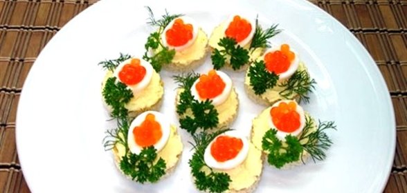 Гренки с икрой