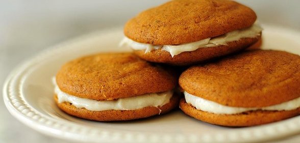 Тыквенные пирожные со сливочной начинкой