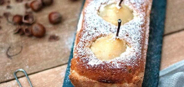 Грушевый пирог с кремом из фундука