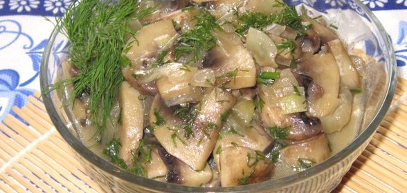 Тушеные шампиньоны