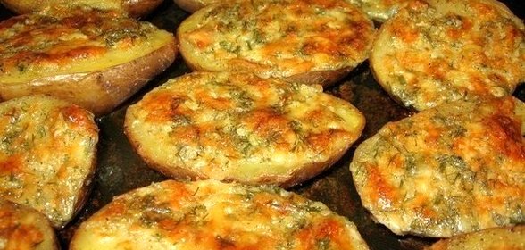 Запеченный картофель с чесночным маслом