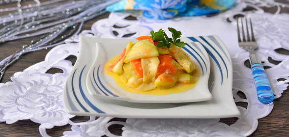 Остренькие кабачки по-корейски