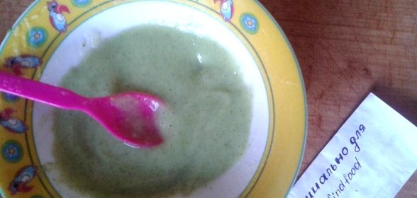 Детское пюре из брокколи и картофеля