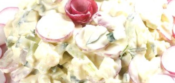 Салат с сыром