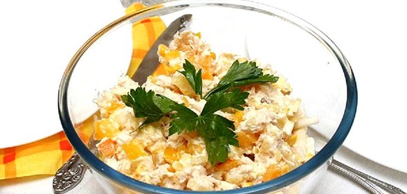 Салат с кукурузой и грибами