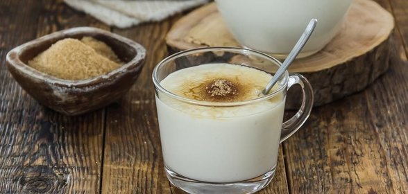 Овсяный кисель на молоке с ванилином