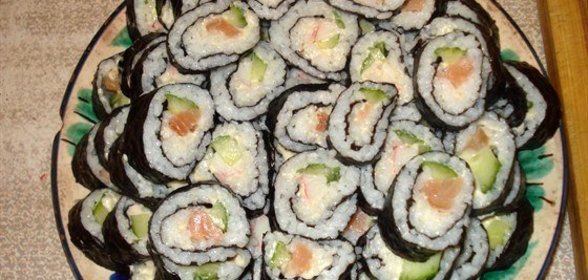 Роллы с красной рыбой