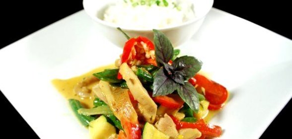 Карри из печени с томатным соусом