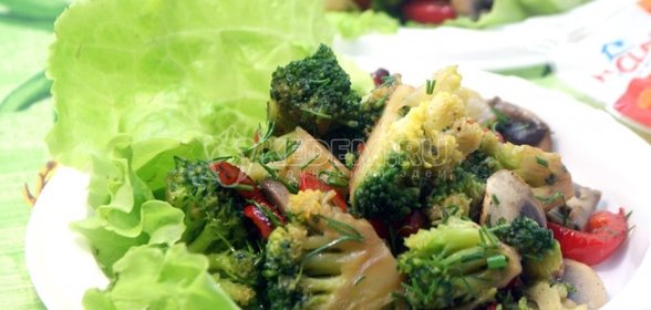 Шоколадный бисквитный торт с карамельным кремом