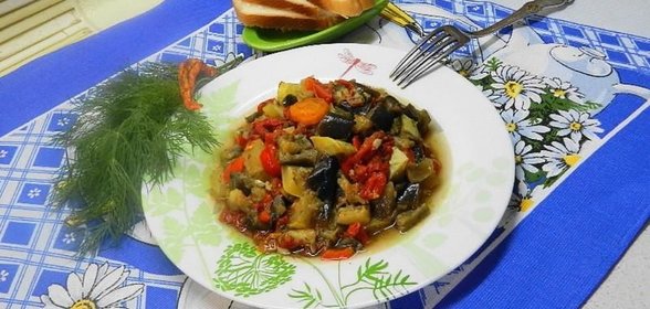 Овощное рагу с баклажанами в мультиварке