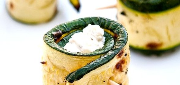 Рулетики из кабачков с орехами