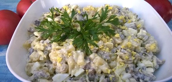 Оливье с отварным языком