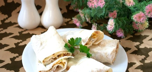 Лаваш с рыбой и сыром