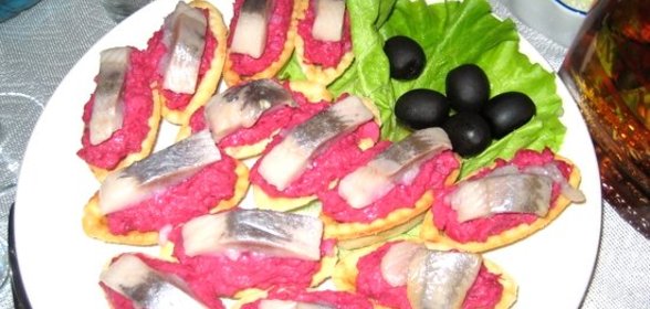 Селедка под шубой в тарталетках