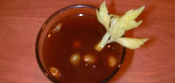 Домашний квас из ржаного черного хлеба